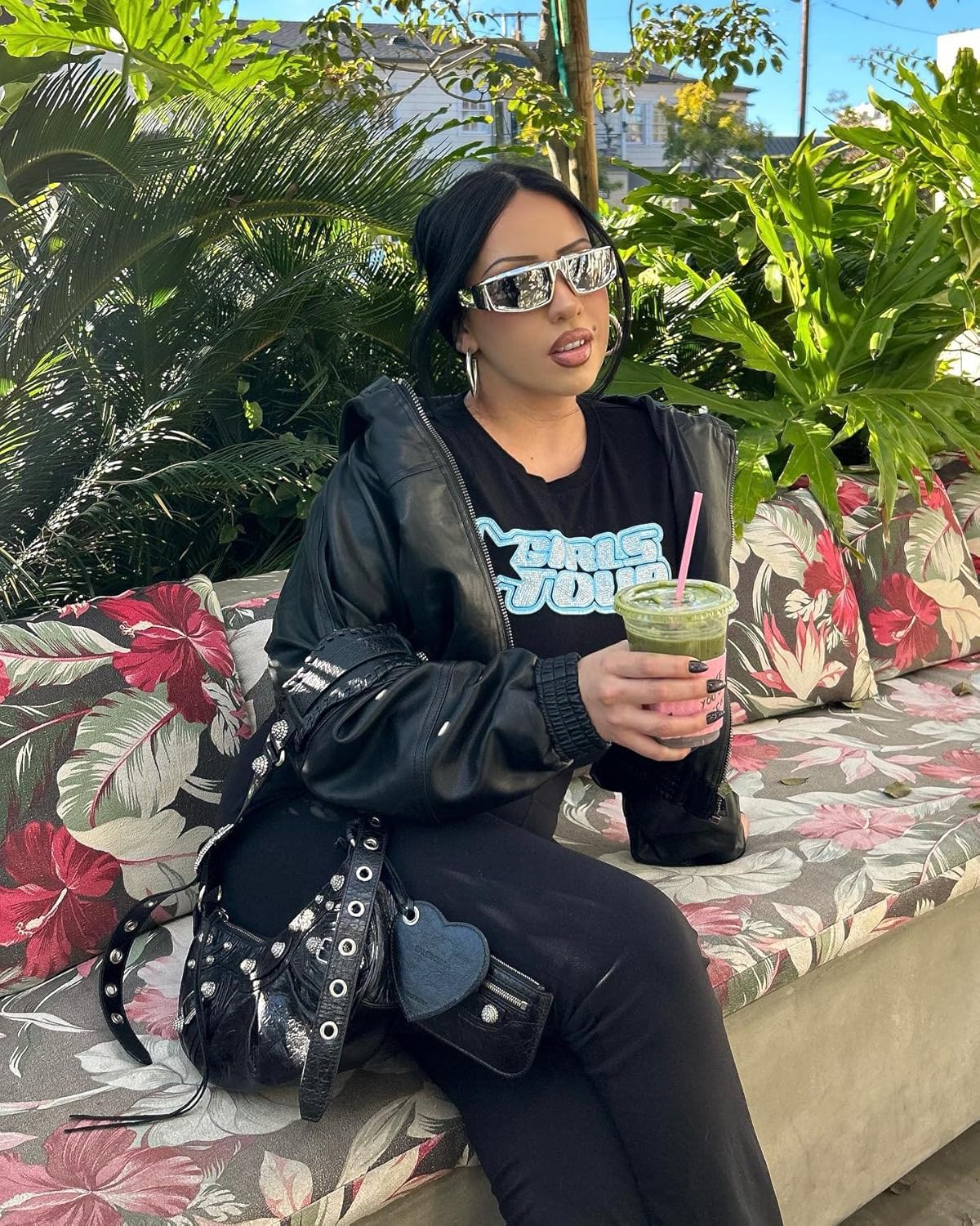 GUVIVI Wrap Around Trendy Sunglasses For Womens Men Fashion Futuristic Rectangle Sunglasses Thick Chunky Sun Glasses Eyewear - Image 2